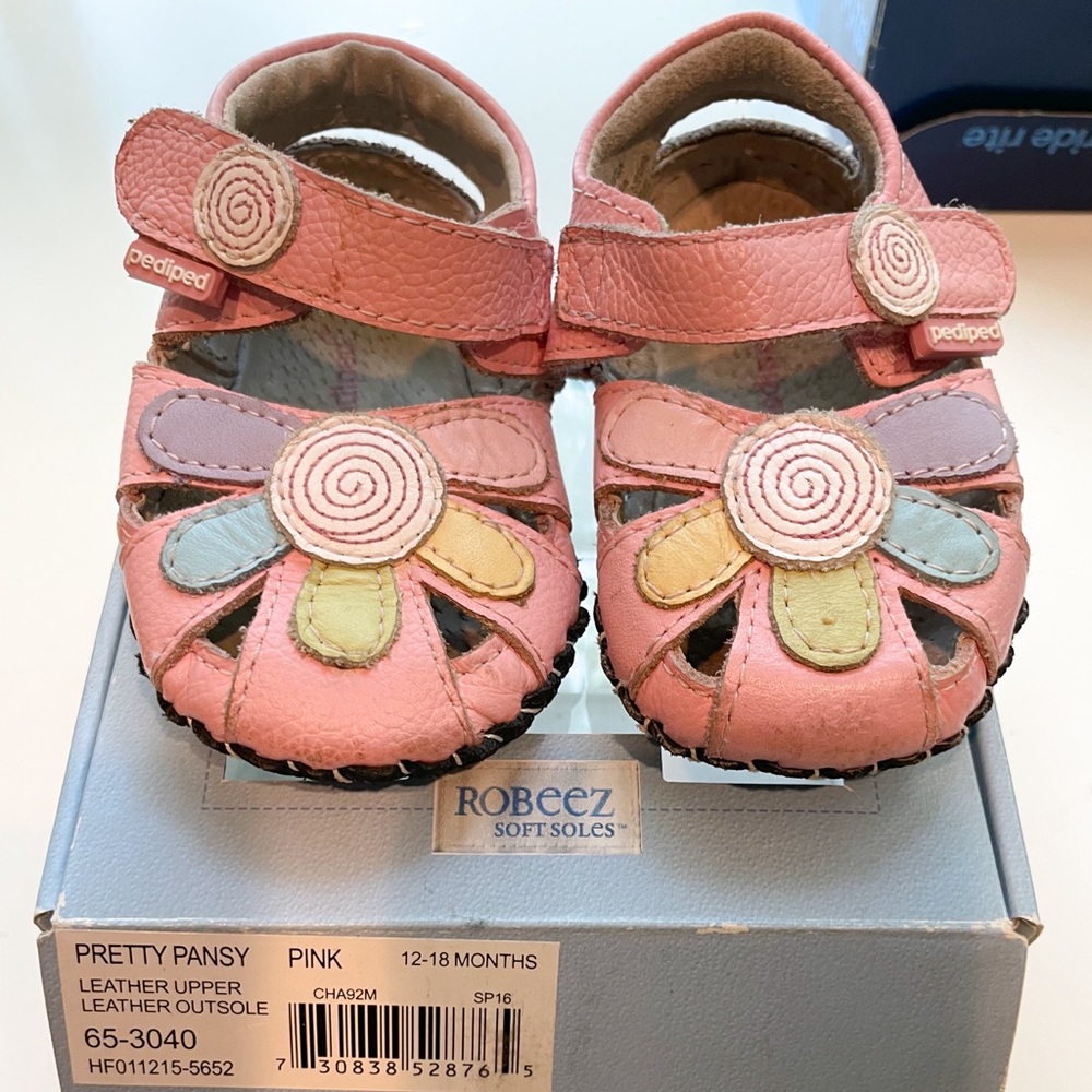Robeez walker shoes